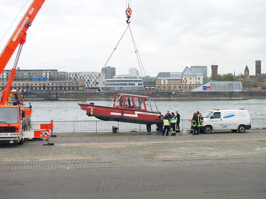 Wartungsarbeiten Rettungsboot Ursula P02.JPG